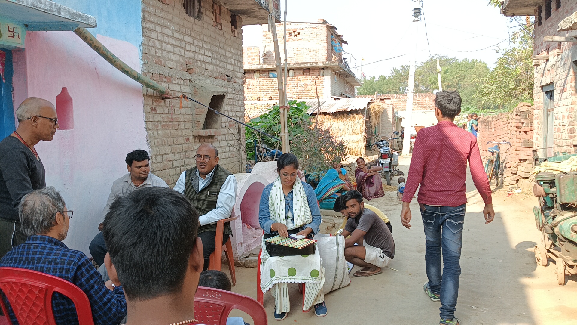 किसान चौपाल में किया गया किसानों को जागरूक