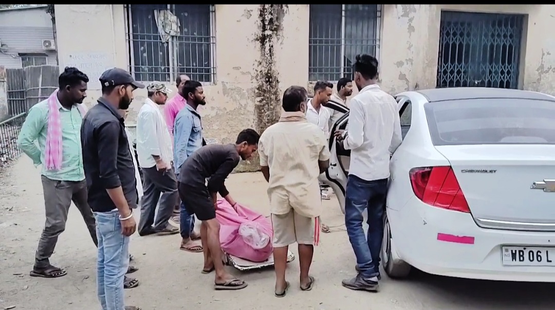 कर्ज के बोझ से दबे एक किसान ने कीटनाशक खाकर की आत्महत्या